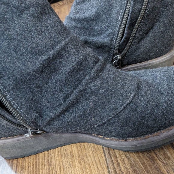 Blowfish wool ankle booties size 6 women's - Picture 4 of 7